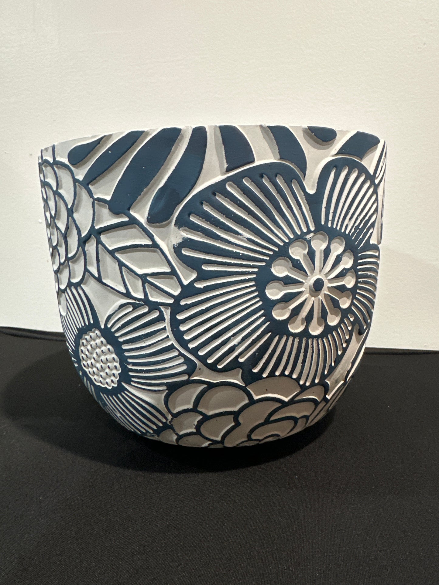 8” blue floral concrete planter