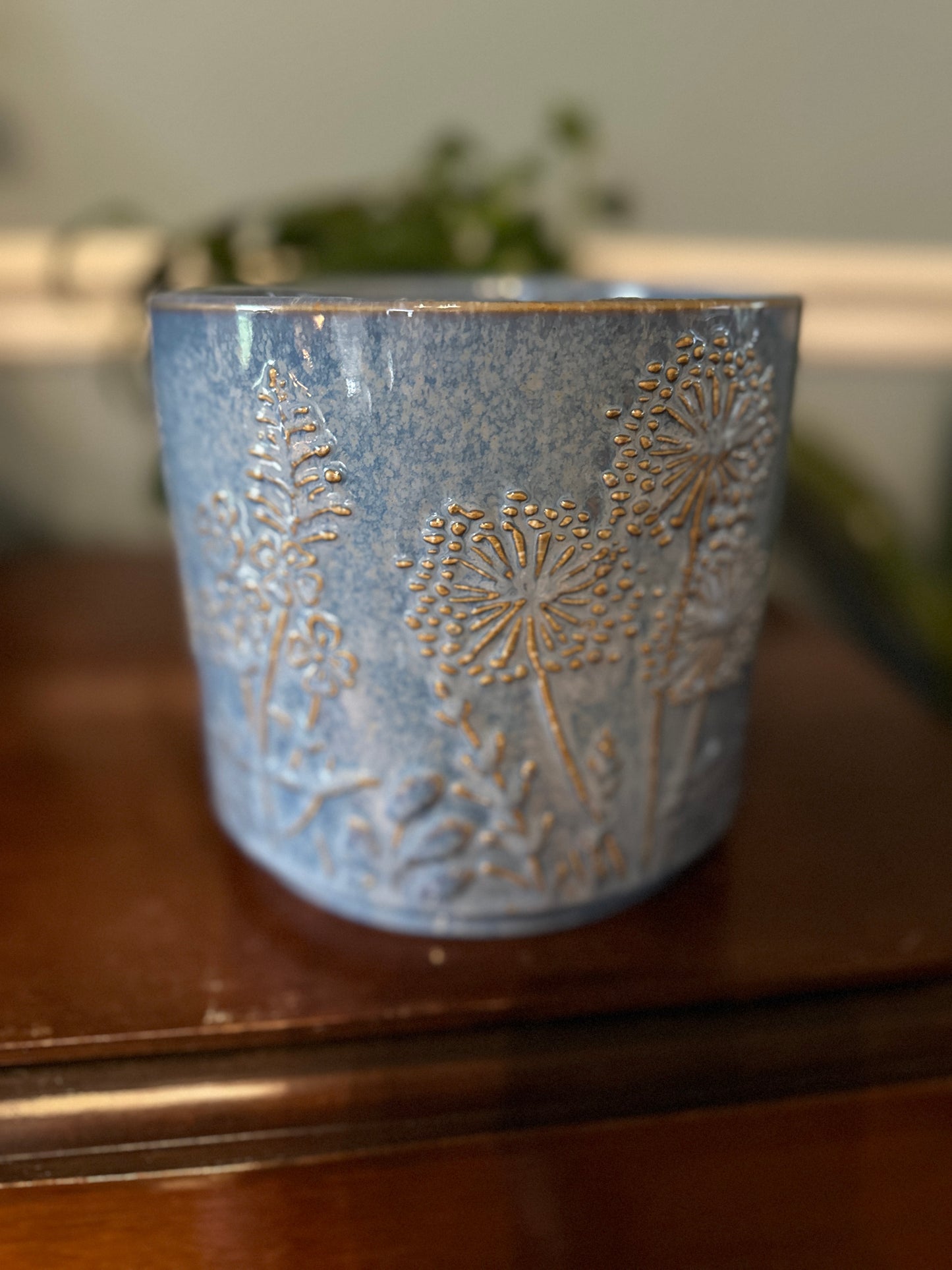 7" blue dandelion planter
