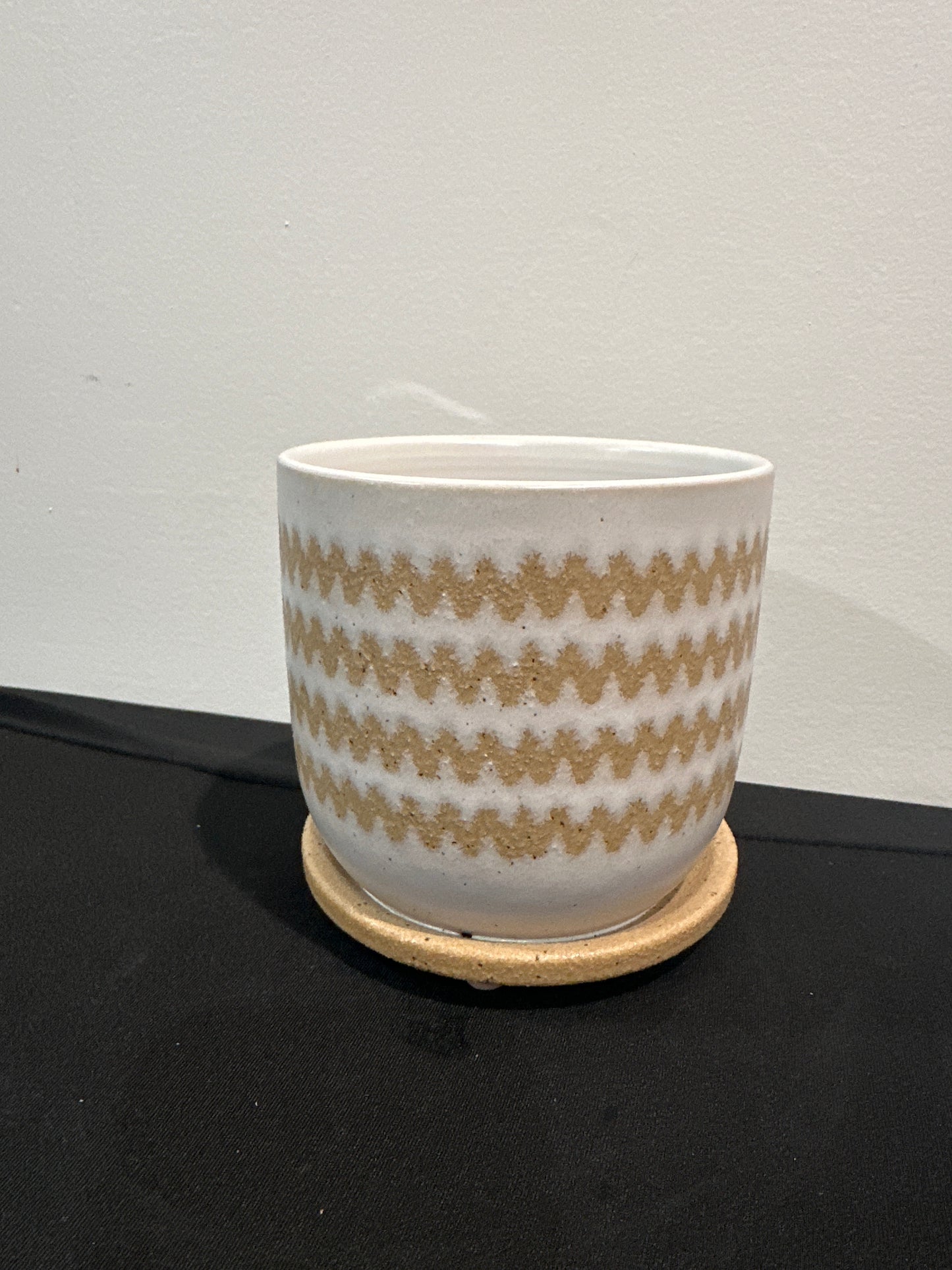4.5” tan and white chevron planter with attached saucer