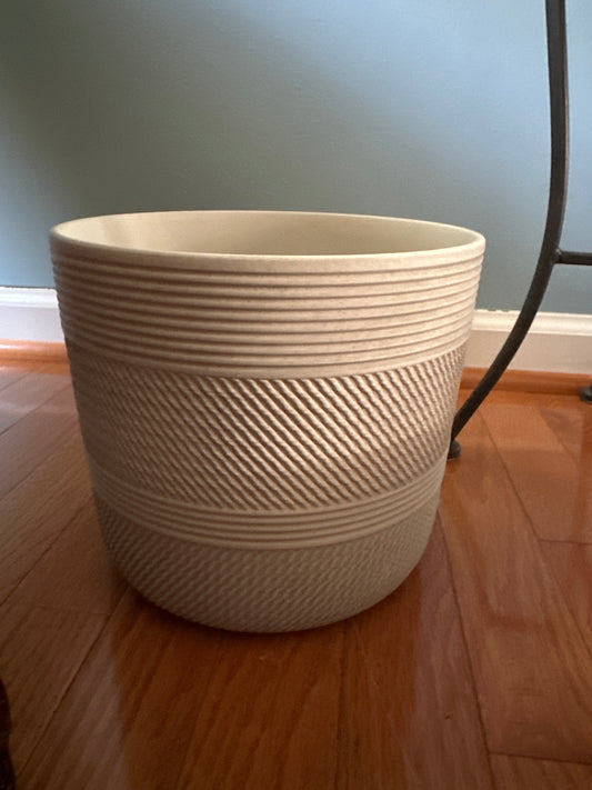 8” textured ceramic planter