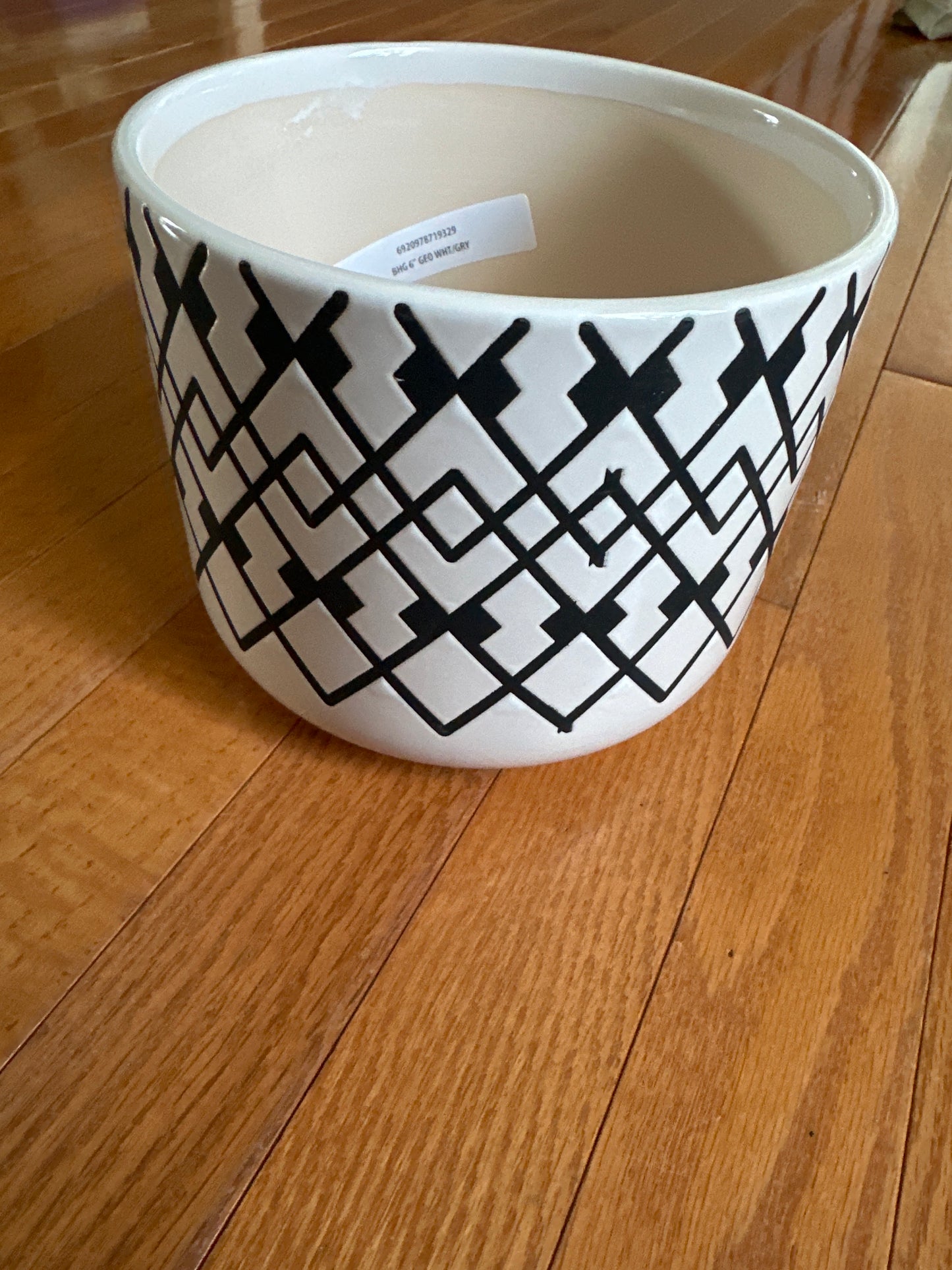 6” geometric planter white/grey