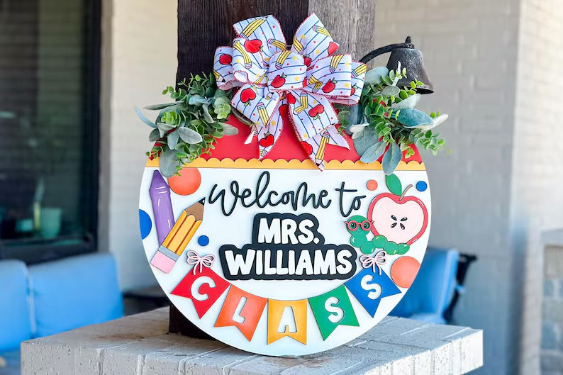 Back to school door hanger projects 8/1/26